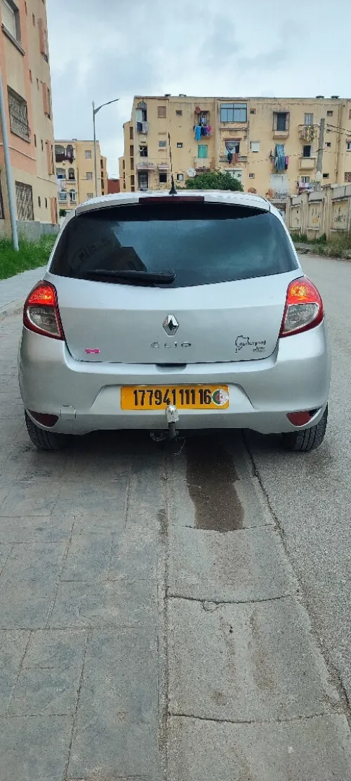 Renault Clio 3 2011 Exception