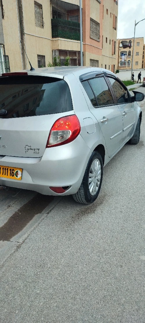 Renault Clio 3 2011 Exception