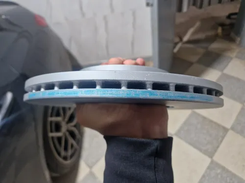 Paires de Disques de frein Avant BOSCH (Origine)