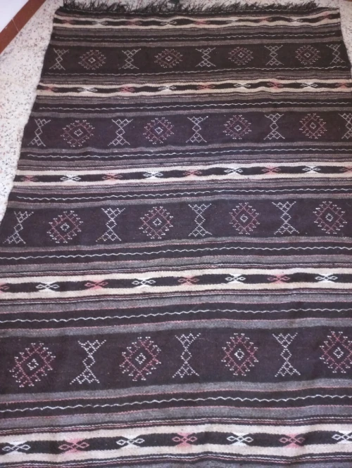 Tapis en laine de Chameau الوبر