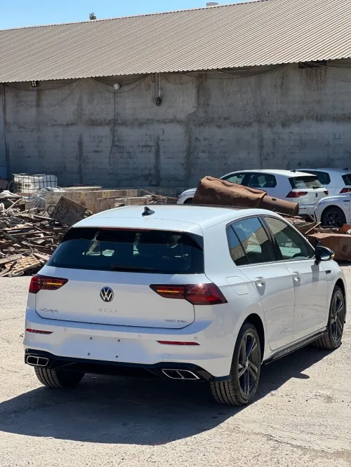Volkswagen Golf 8 2025 R-Line