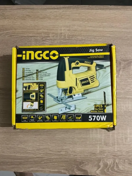 Scie sauteuse INGCO 570W (utilisée 1 fois) avec boîte et accessoires