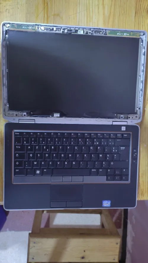 Dell latitude E6320 