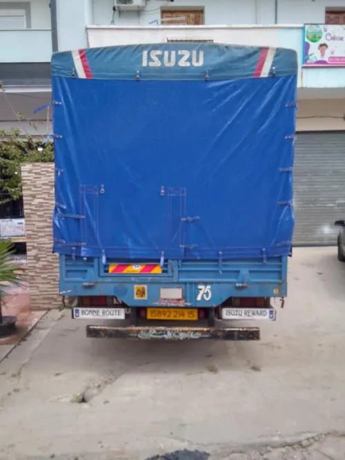 Isuzu npr71 