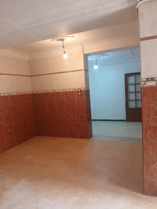 Location Appartement Niveau de villa F5 Alger Draria