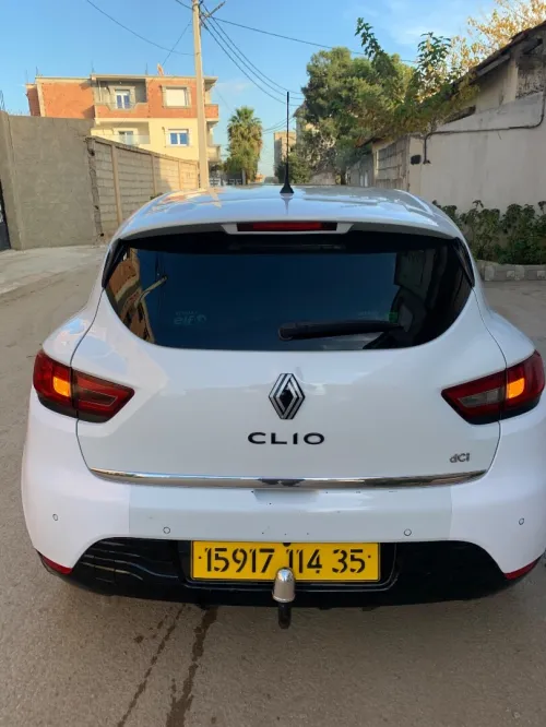 Renault Clio 4 2014 Seventeen