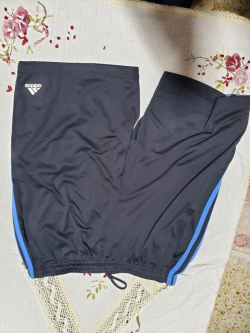 Des vetements Originaux venu des USA ( PUMA, ADIDAS, UNDER ARMOR, LEVI'S...)