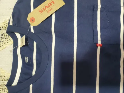 Des vetements Originaux venu des USA ( PUMA, ADIDAS, UNDER ARMOR, LEVI'S...)