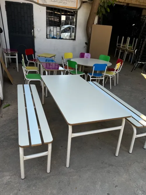Mobilier de crèche 