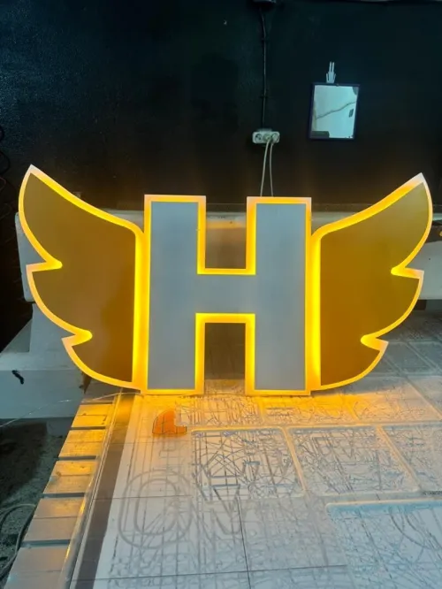 Enseignes publicitaires lumineuses  لوحات إشهارية مضيئة