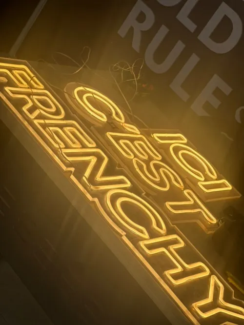 panneaux publicitaires