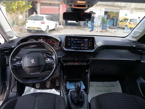 Peugeot 208 2022 Active Facelift