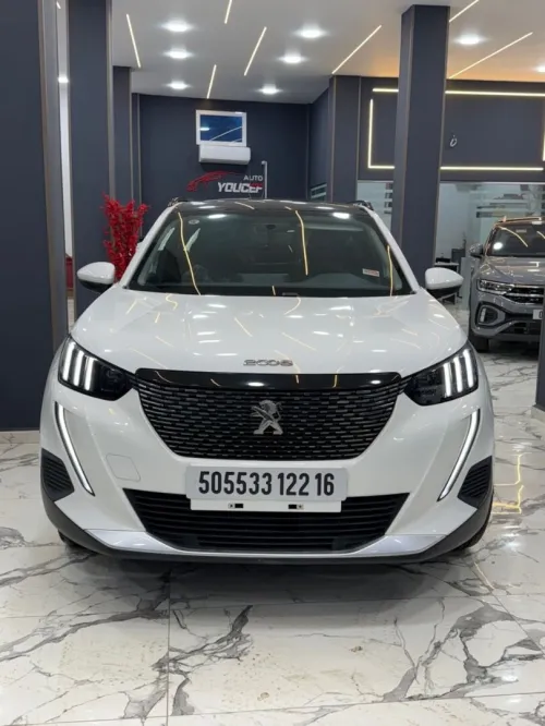 Peugeot 2008 2022 Full options