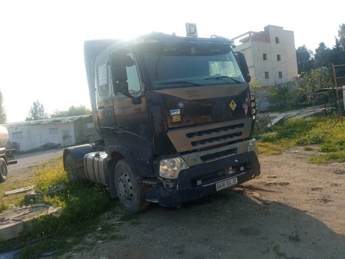 CNHTC howA7 2011