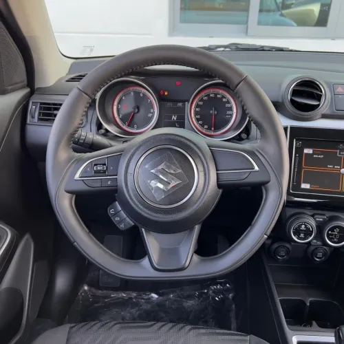 A vendre suzuki swift 2022 ideal pour agence location