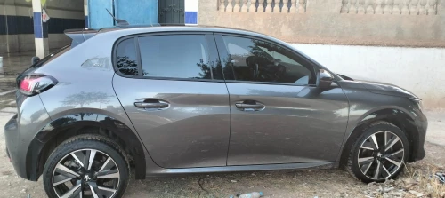 Peugeot 208 2022 Gt