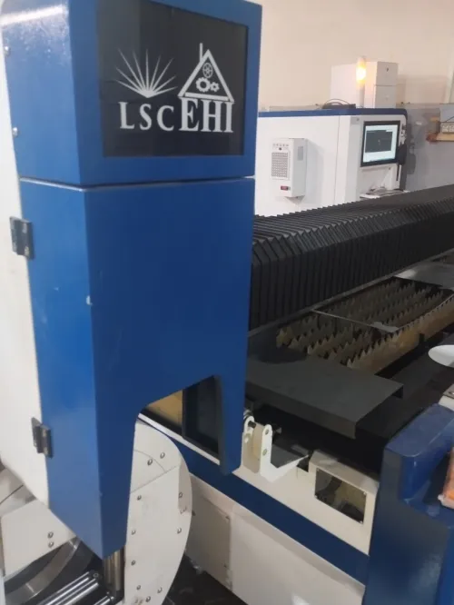 Découpage laser fibre (tôle, tube) , poinçonnage cnc jusqu'à 3 mm, pliage