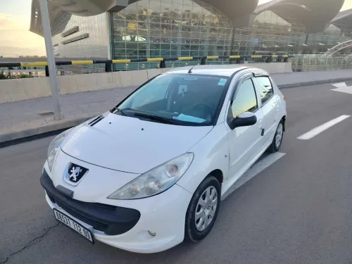 Peugeot 206 Plus 2012 1.4 simple