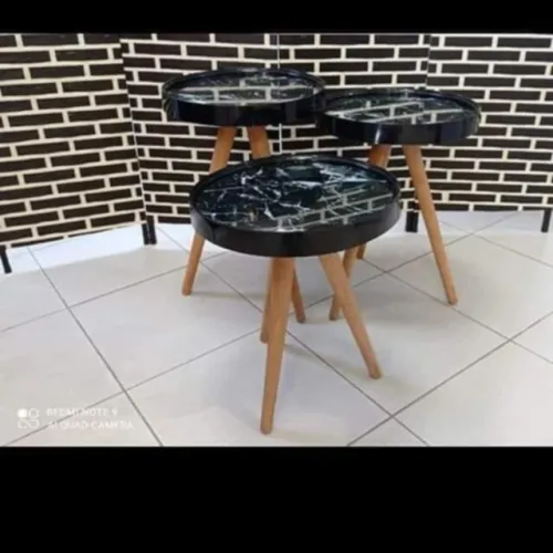 TABLE TRIPLE