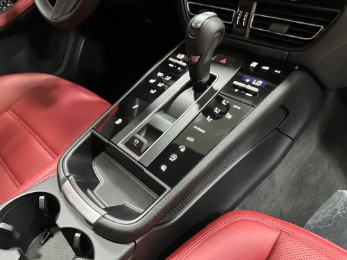 Porsche Macan 2026 T