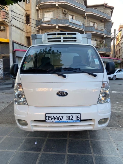 Kia frigo K2700 