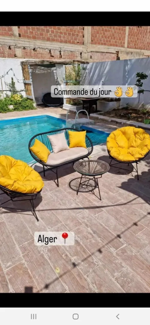 Salon extérieur 