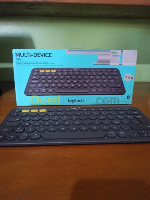 Logitech Multi-Device Keyboard K380