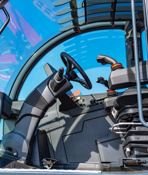MAGNI ITALIE TELESCOPIQUE ROTATIF 39 METRES 2026