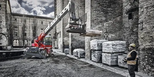 MAGNI ITALIE TELESCOPIQUE 26 METRES ROTATIF 2026