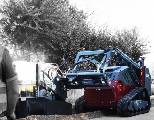 CM ITALIE FIBRE OPTIQUE-MINI CHARGEUR-SKID STEER 2026