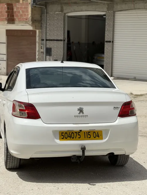 Peugeot 301 2015 Active