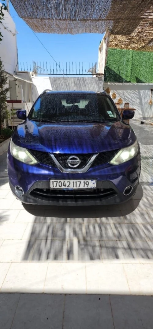 Nissan qashqai nissan 2017 مجمول