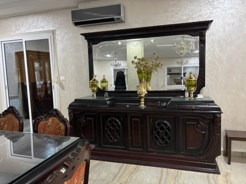 Bahut bois hêtre avec grand miroir 