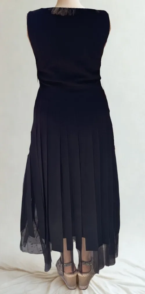 Robe très classe BOSS taille 38-40 - NEUVE
