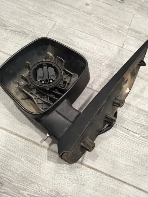 retroviseur electrique bipper cote conducteur