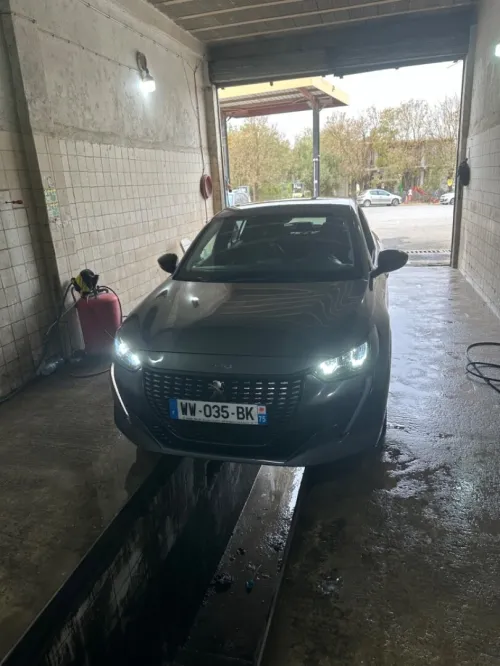Peugeot 208 2023 Allure Pack