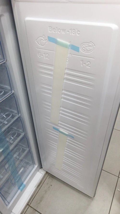 PROMO Congélateur Raylan VERTICAL 260 litres 6 tiroirs Gris no-frost