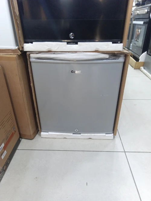 Promo minibar Géant Gris 50L