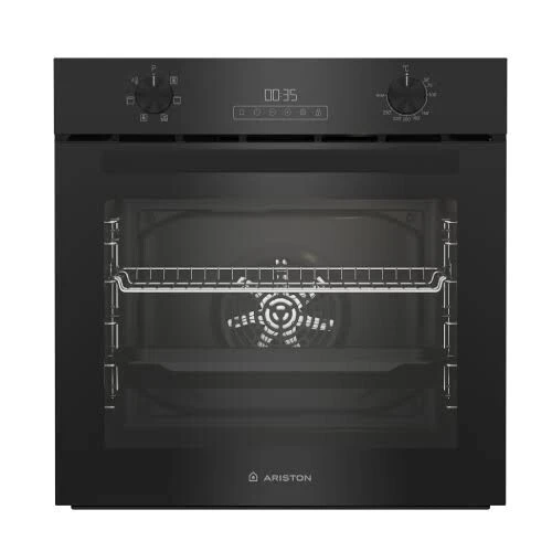 Promo four Ariston électrique avec affichage ventilé AROE 6R253 DBNA