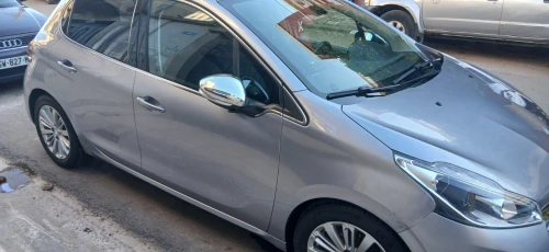 Peugeot 208 2019 Allure Facelift