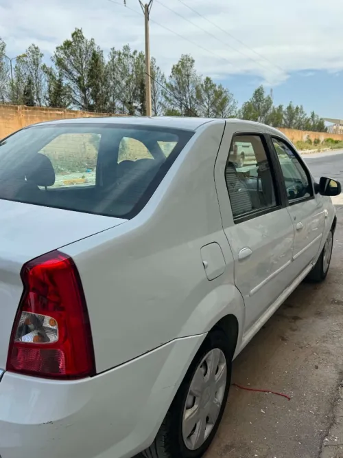 Dacia Logan 2012 
