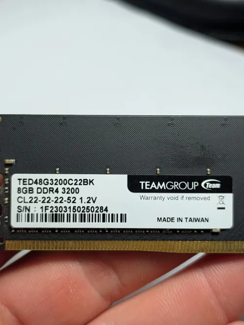 Ram DDR4 3200 (8*2) SÉPARER