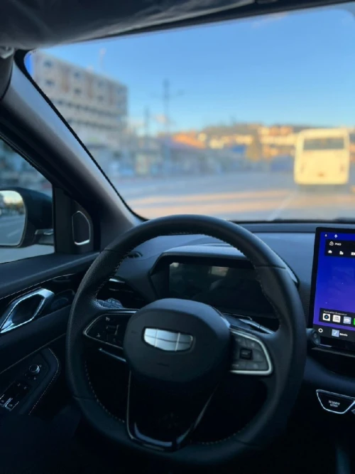 Geely Coolray 2025 La tout sans toit