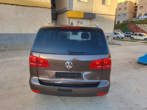 Volkswagen Touran 2014 Life