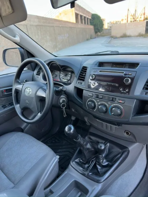 Toyota Hilux 2015 LEGEND DC 4x4