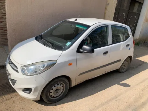 Hyundai i10 Plus 2015 GL Clim