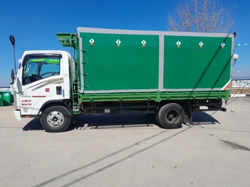 Isuzu Isuzu 2010
