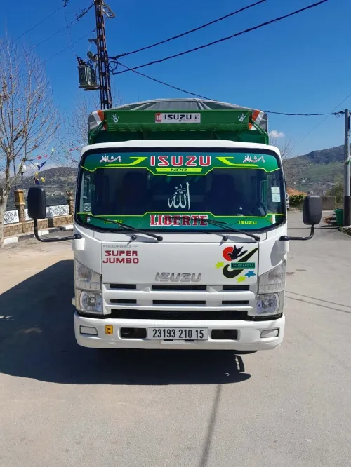 Isuzu Isuzu 2010