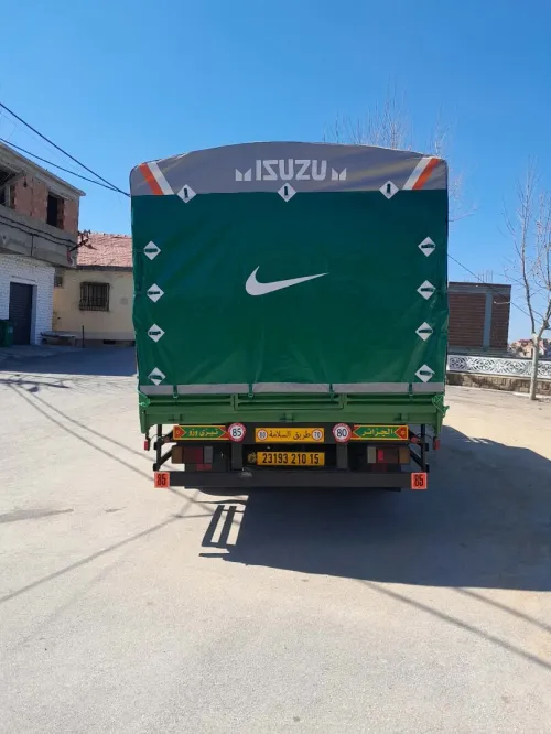 Isuzu Isuzu 2010