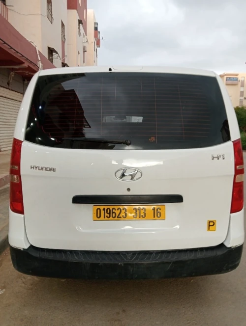 Hyundai H1 2013 Vitré 6 places
